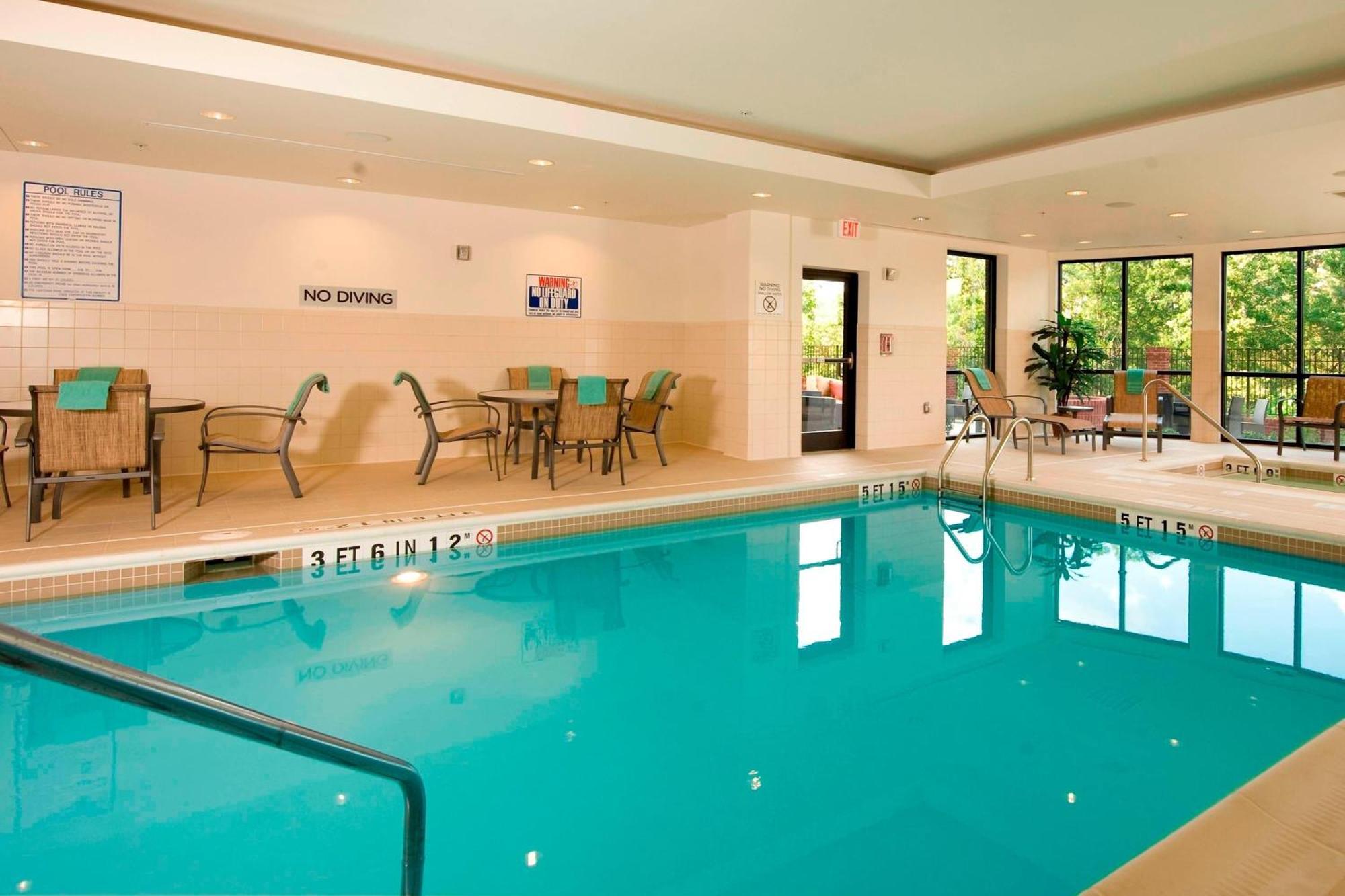 Courtyard By Marriott Atlanta Buford Mall Of Georgia Exteriér fotografie